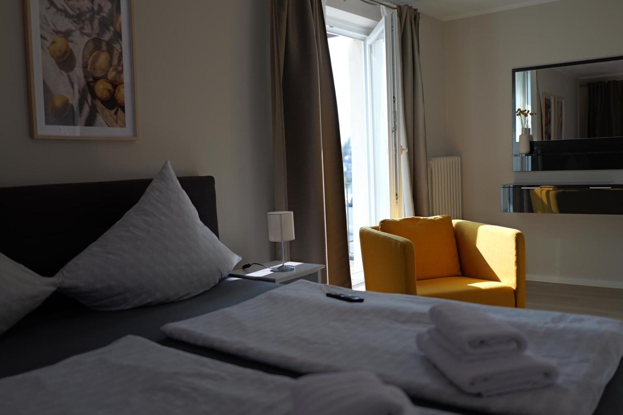 Hotel Milano Хилдесхайм Екстериор снимка